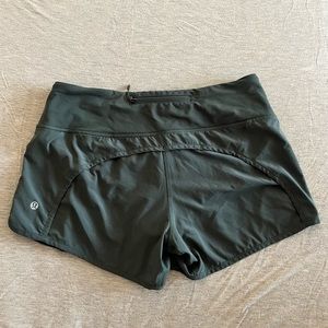 LULU LEMON SHORTS!
